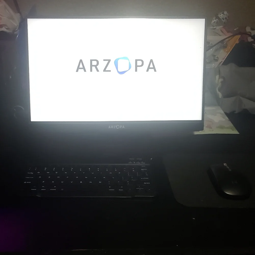 Portable Monitor with mini Bluetooth keyboard/Mouse